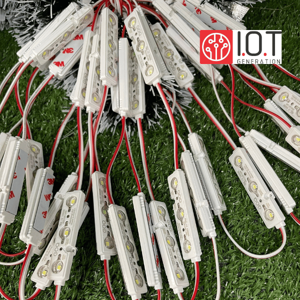 Đèn LED GOQ 3 bóng WS28 10000K | STELLA